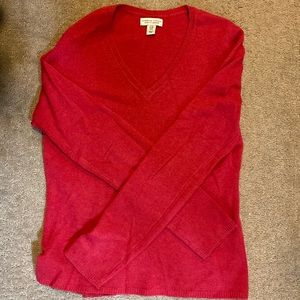 Classic V-Neck Cashmere Strawberry Red Sweater